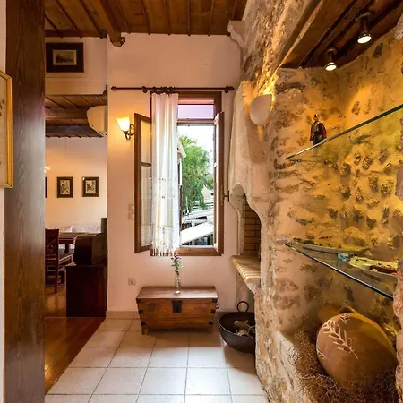 Apartment Venetian Rimondi Fountain Mansion - Built In 1626 Rethymno (Crete)
